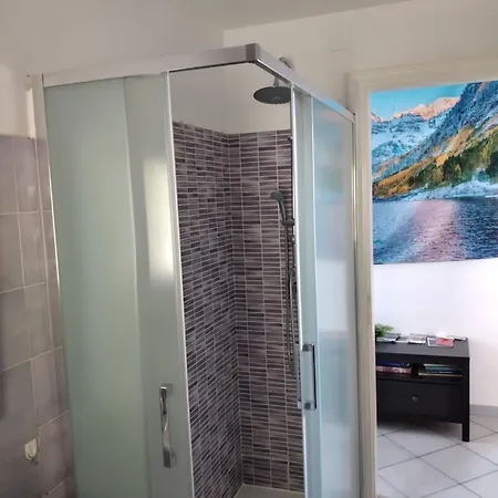 Casarinolaurino Among Cinque Terre Genova And Portofino * 우스키오