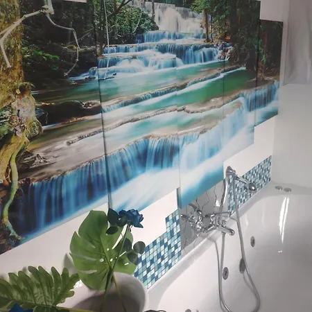 Casarinolaurino Among Cinque Terre Genova And Portofino 우스키오